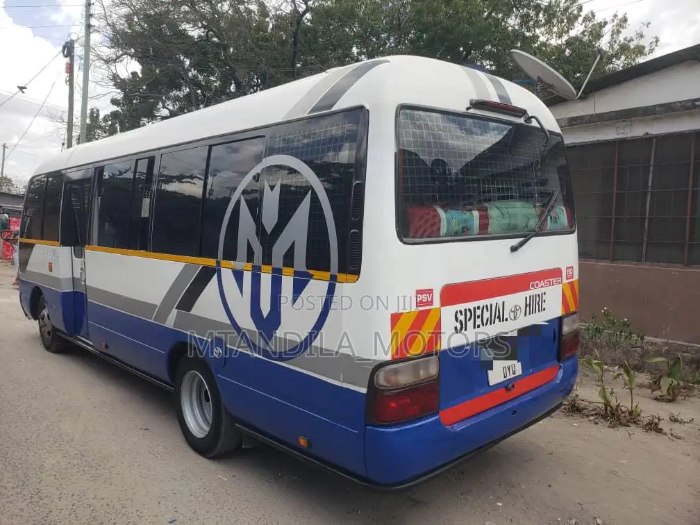 Toyota Coaster 2000