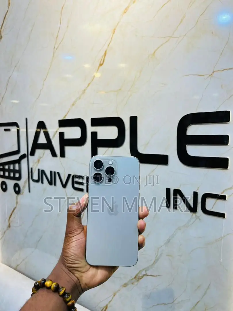 New Apple iPhone 15 Pro Max 256 GB Silver