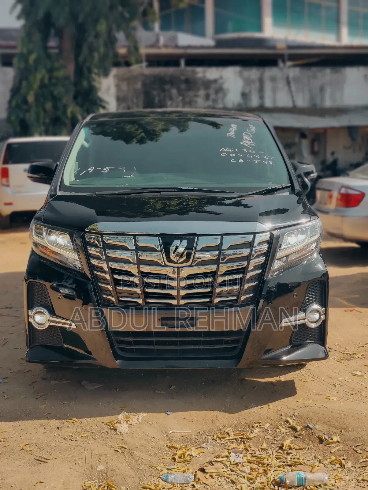 Toyota Alphard 2.4 Petrol FWD 2015 Black