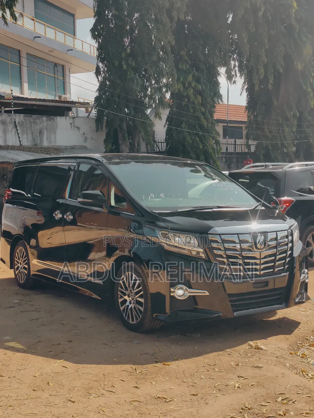 Toyota Alphard 2.4 Petrol FWD 2015 Black