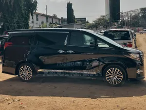 Toyota Alphard 2.4 Petrol FWD 2015 Black