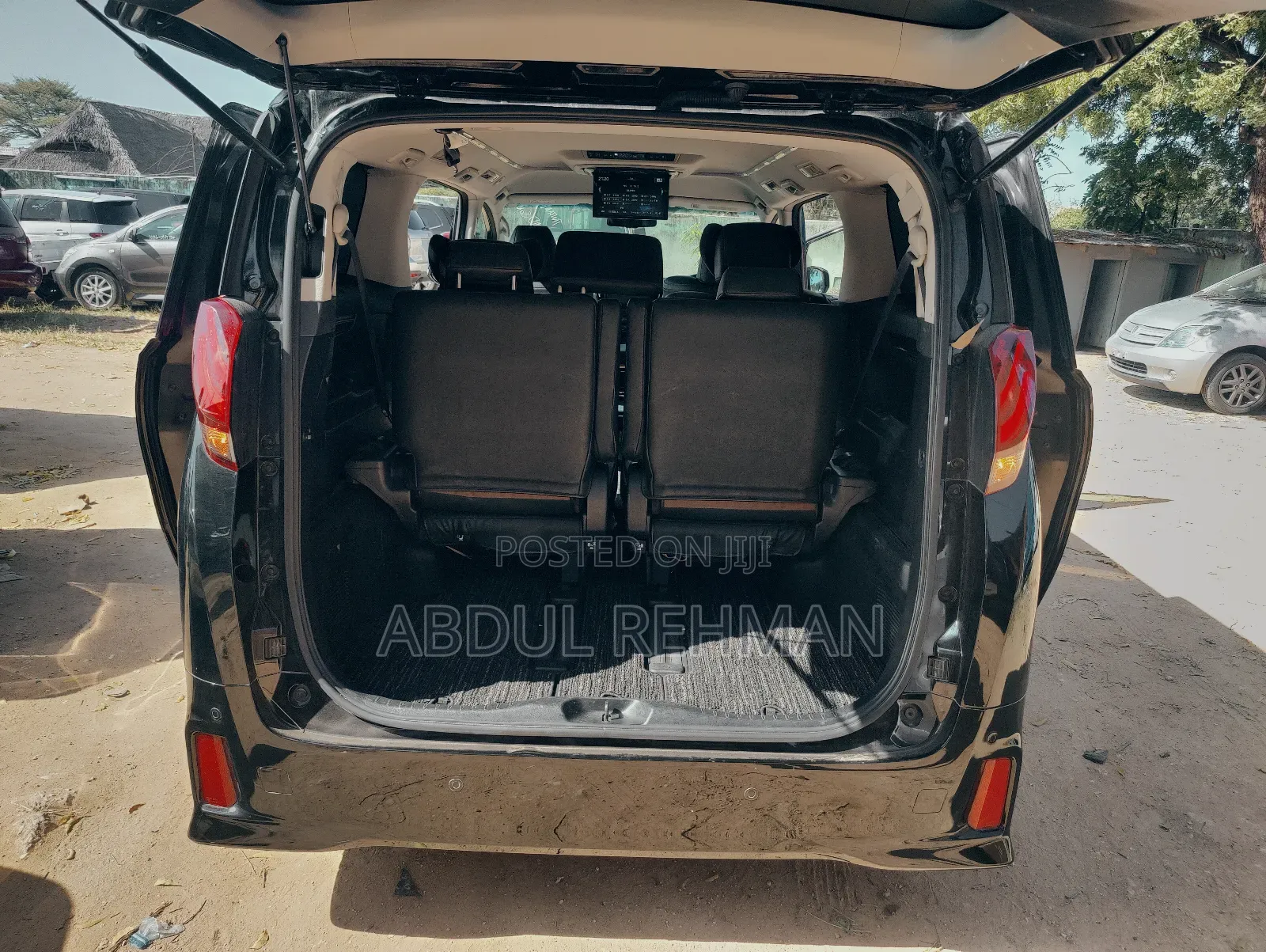 Toyota Alphard 2.4 Petrol FWD 2015 Black