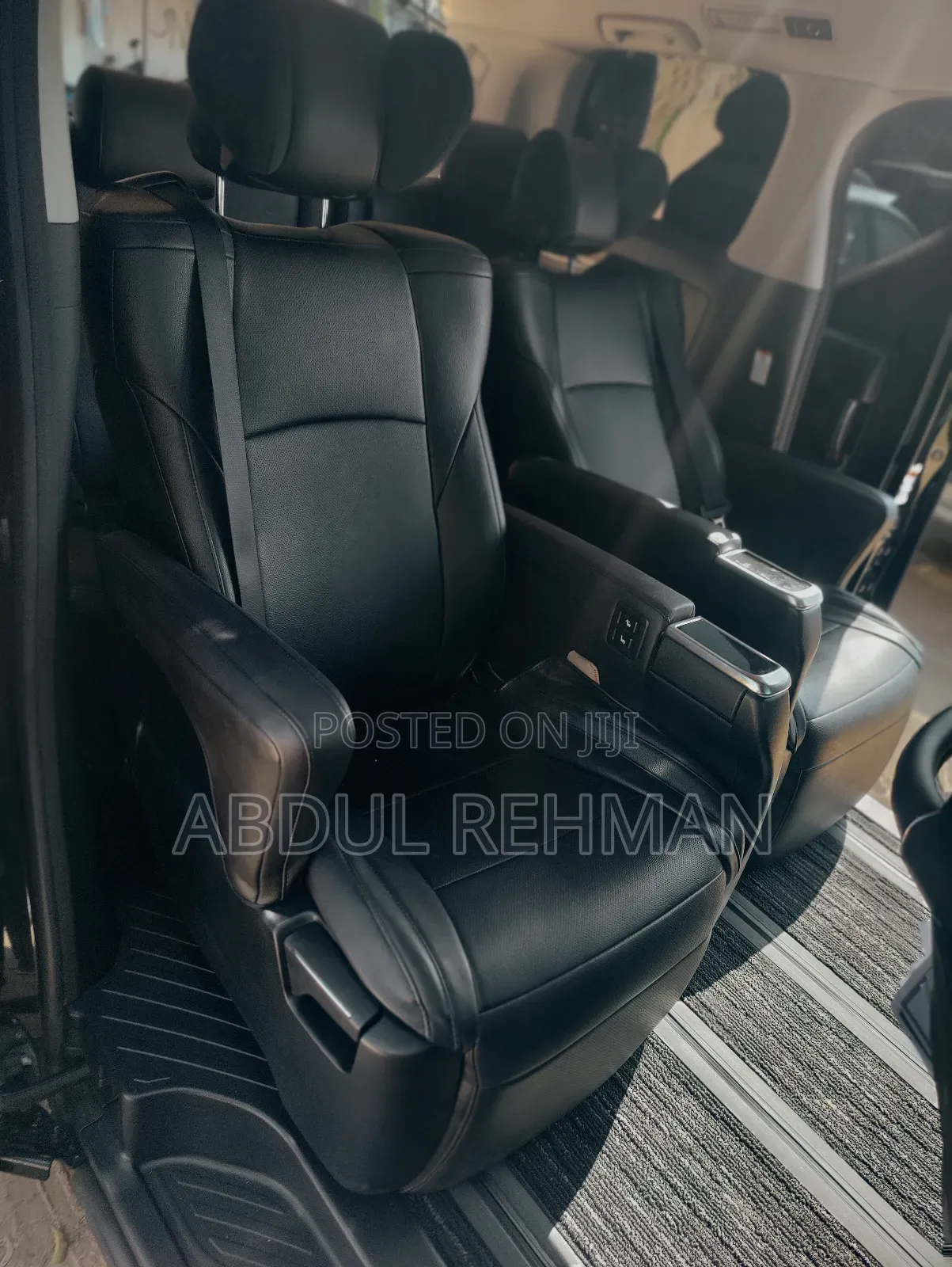 Toyota Alphard 2.4 Petrol FWD 2015 Black