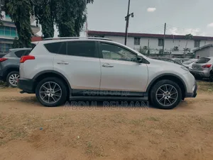 Toyota RAV4 Limited 4dr SUV AWD (2.5L 4cyl 6A) 2014 Silver
