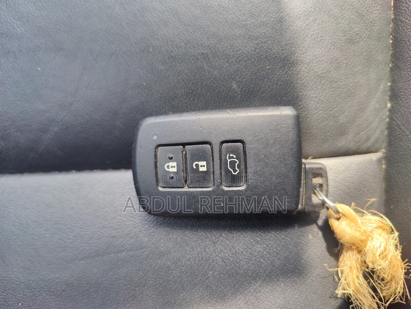 Toyota RAV4 Limited 4dr SUV AWD (2.5L 4cyl 6A) 2014 Silver