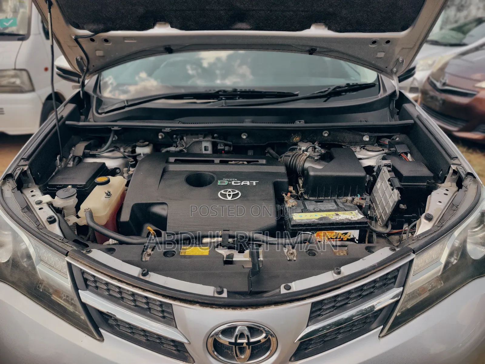 Toyota RAV4 Limited 4dr SUV AWD (2.5L 4cyl 6A) 2014 Silver