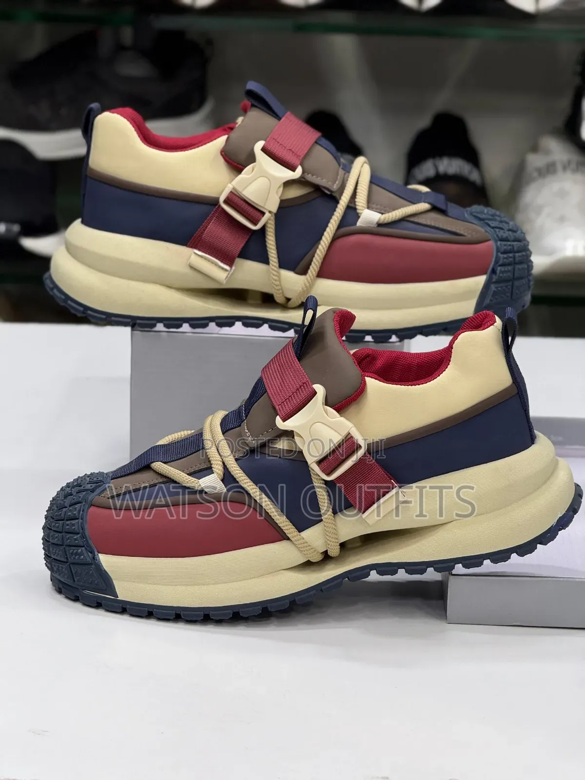 Men's Sneaker Shoes or Footwears Very Very Smart and Beautifully Made