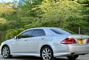Toyota Crown 2008 Silver