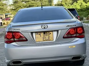 Toyota Crown 2008 Silver