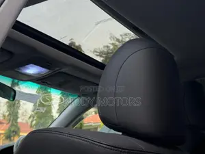 Toyota Crown 2010 Black