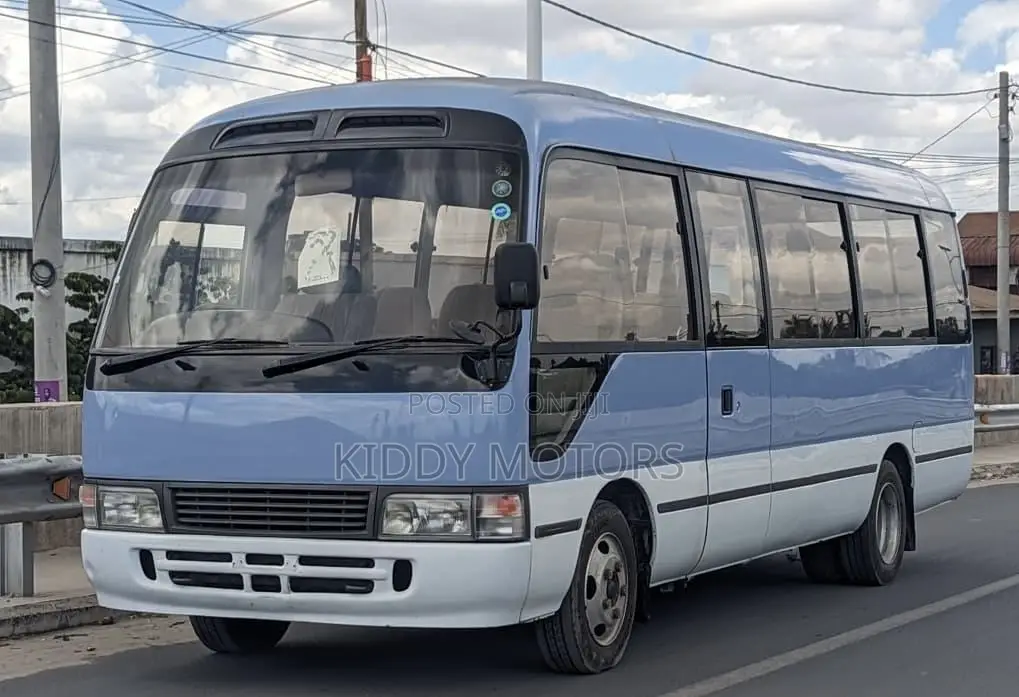 Toyota Coaster 2005 Blue