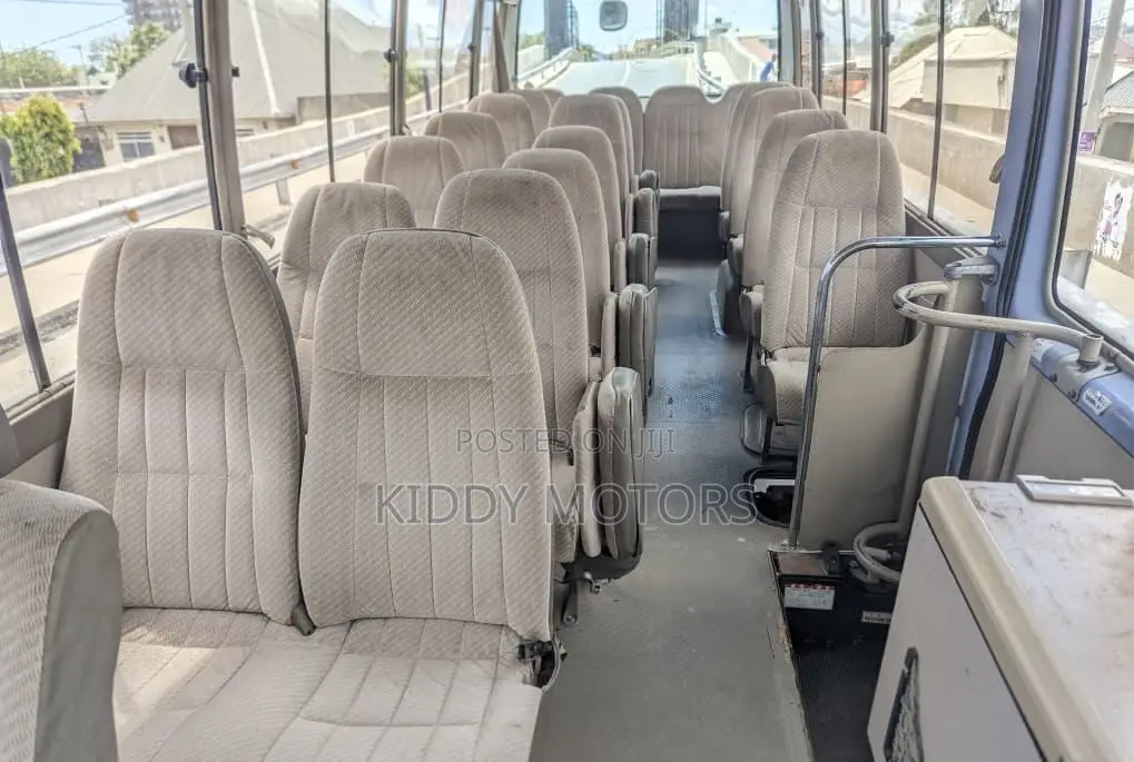 Toyota Coaster 2005 Blue