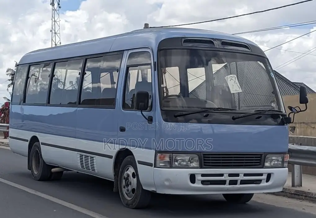 Toyota Coaster 2005 Blue