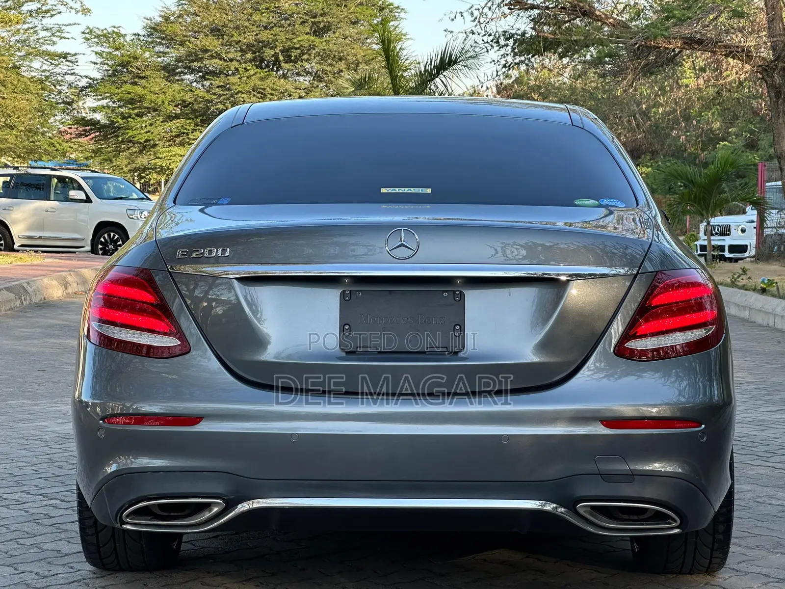 Mercedes-Benz E200 2016 Gray