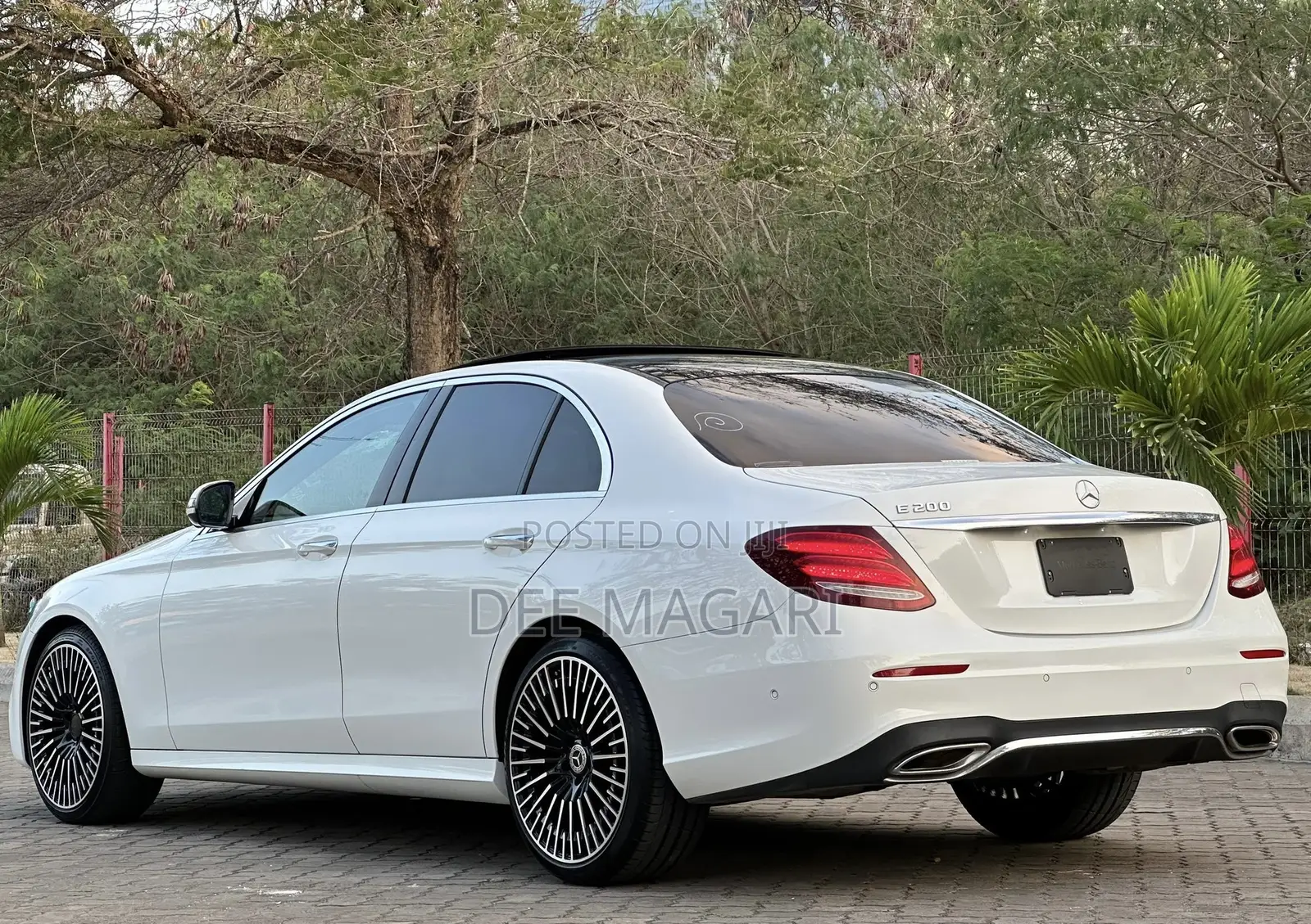 Mercedes-Benz E200 2016 White