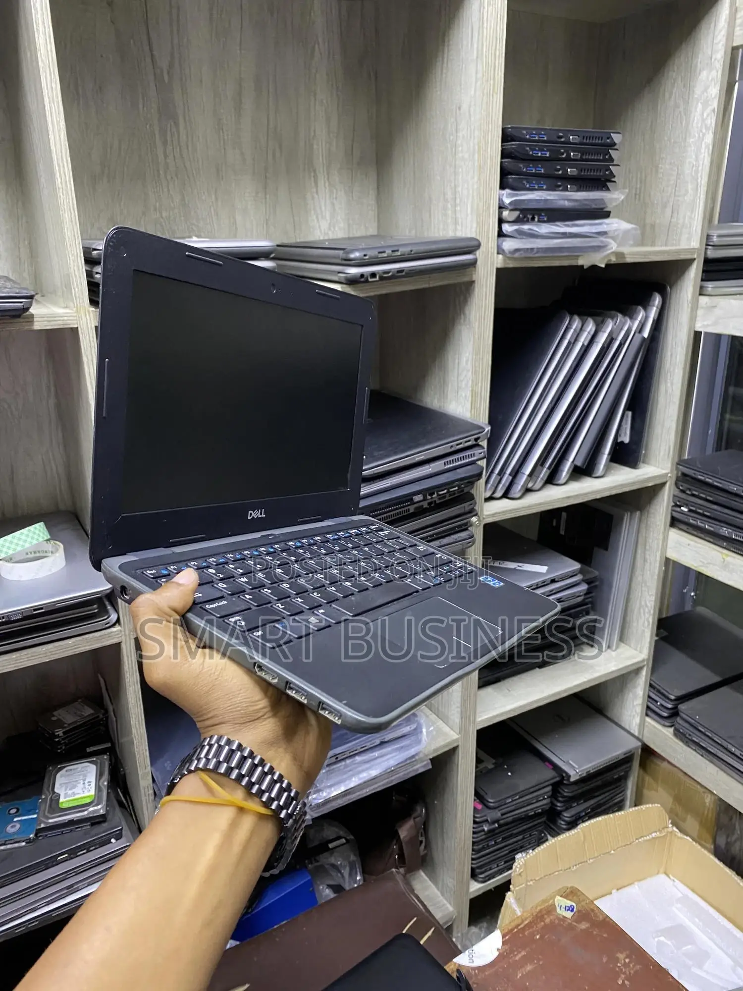 New Laptop Dell Latitude 11 3190 4GB Intel Core i5 SSD 128GB