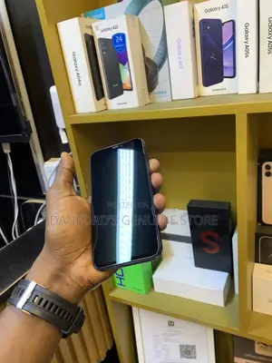 Apple iPhone 11 Pro 64 GB Green