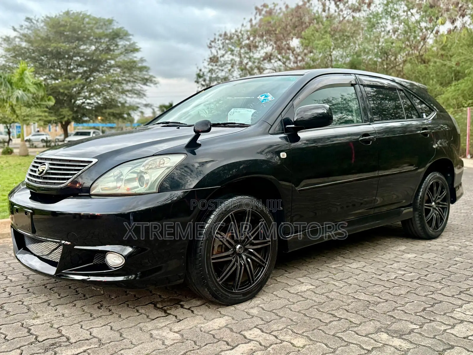 Toyota Harrier 2004 Black