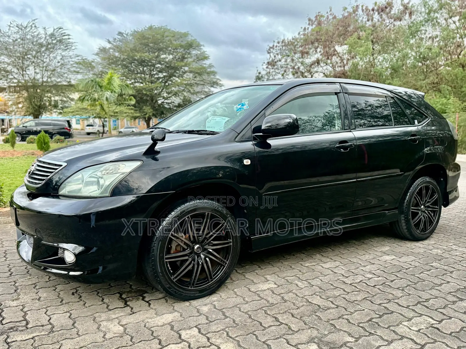 Toyota Harrier 2004 Black
