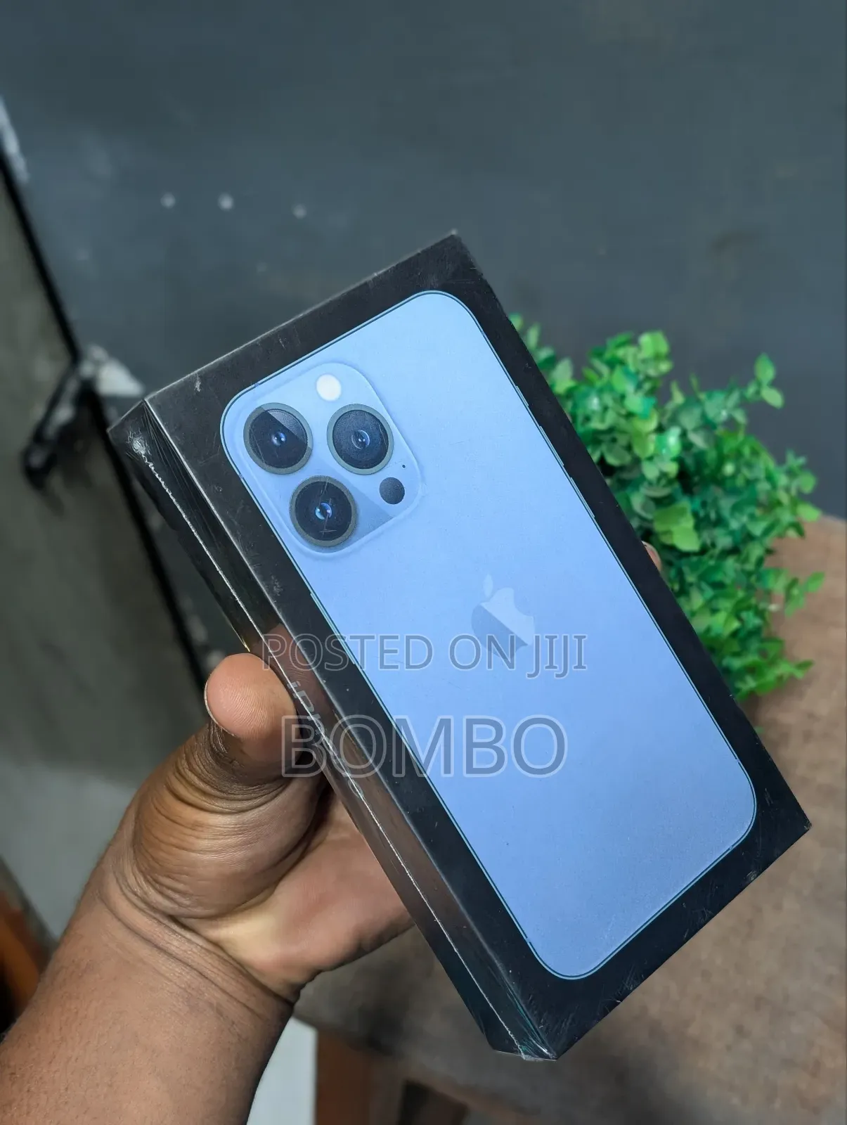 New Apple iPhone 13 Pro 128 GB Blue