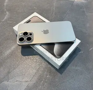 New Apple iPhone 15 Pro Max 256 GB Silver