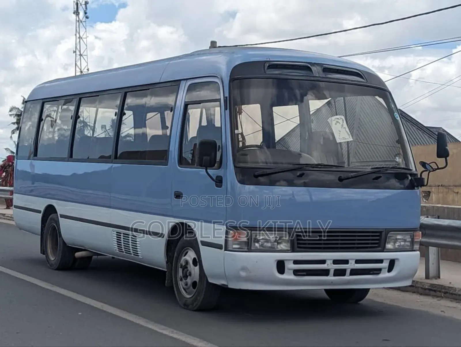 Toyota Coaster 2005