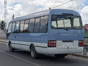 Toyota Coaster 2005