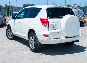 Toyota RAV4 2007 White