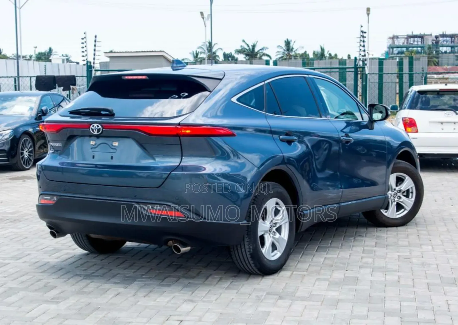 Toyota Harrier 2022 Blue