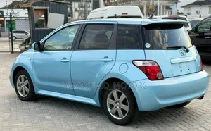 Toyota IST 2006 Blue