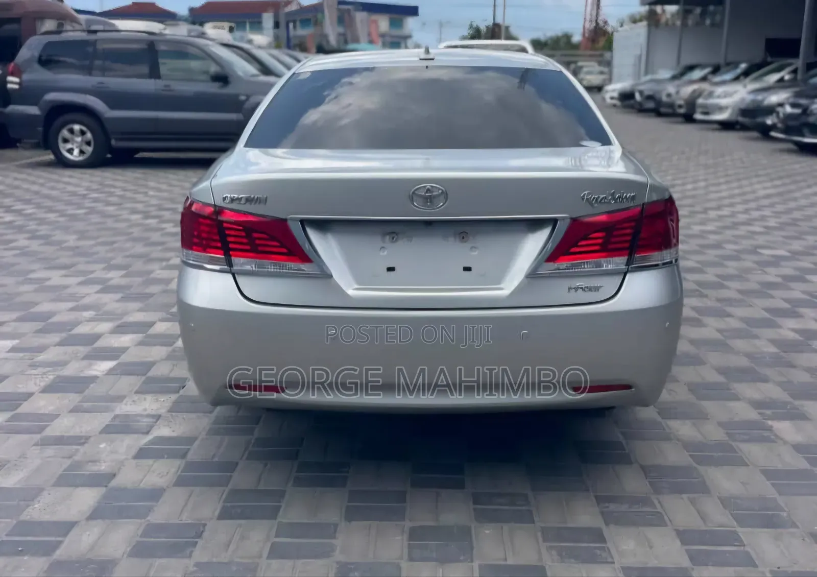 Toyota Crown 2014 Silver