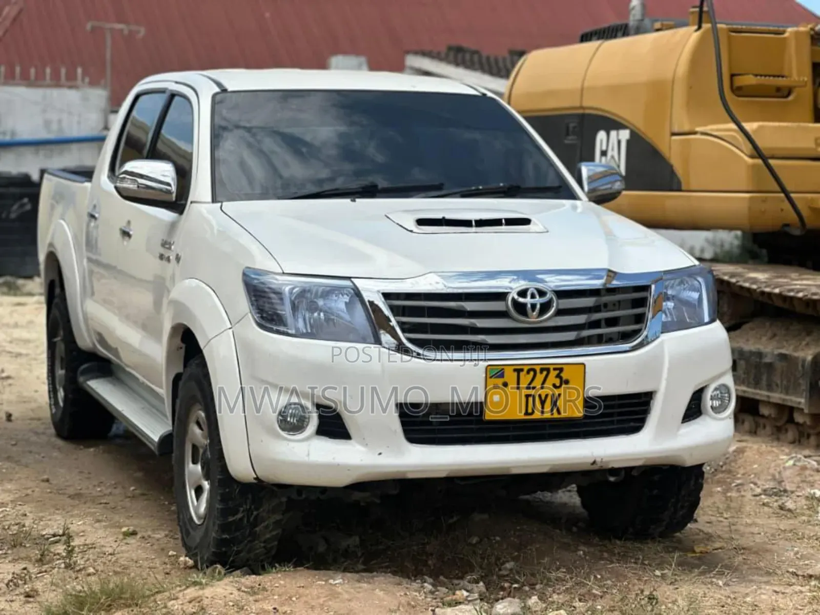 Toyota Hilux 2012 White