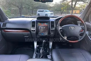 Toyota Land Cruiser Prado 2005 Gray