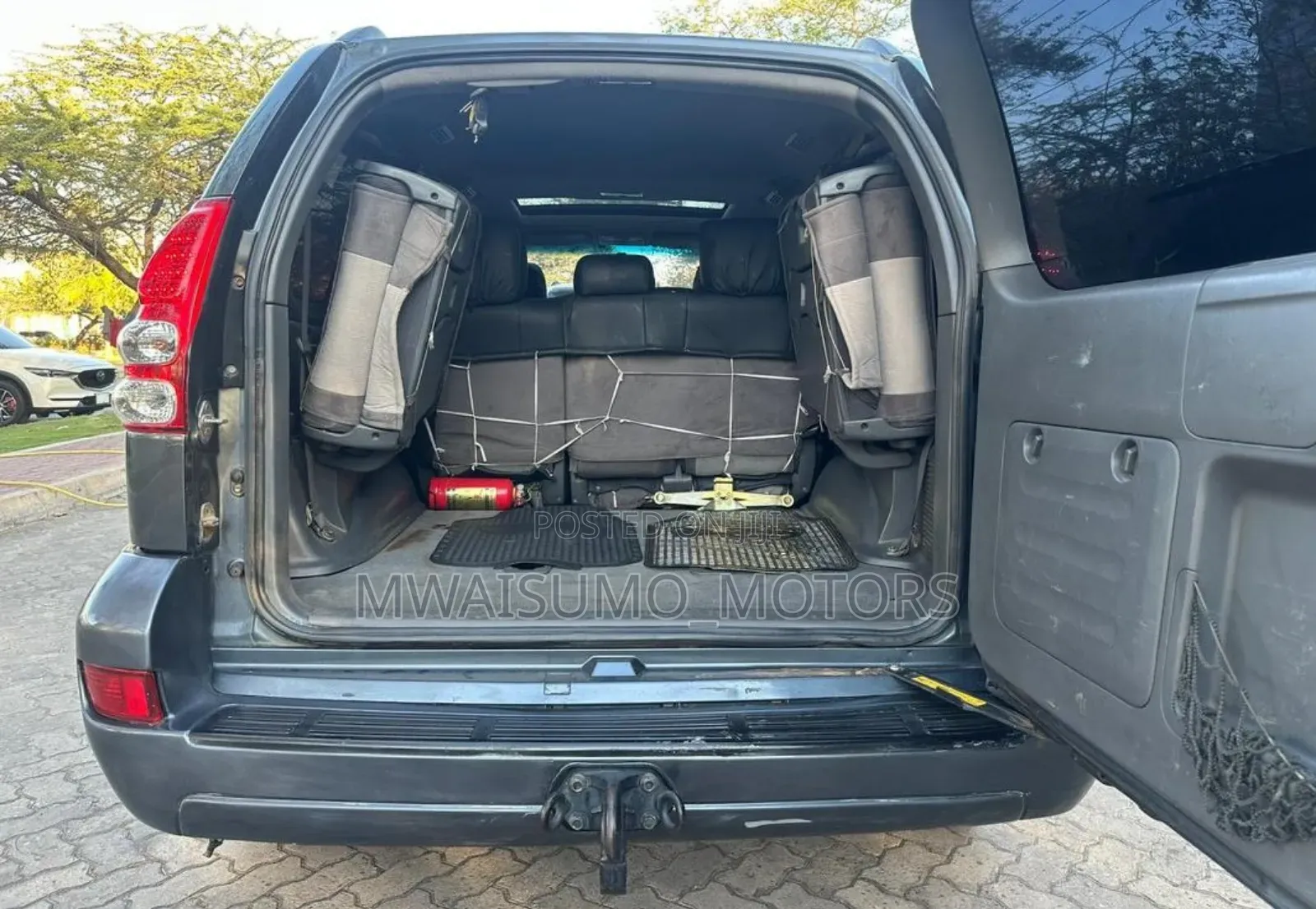 Toyota Land Cruiser Prado 2005 Gray