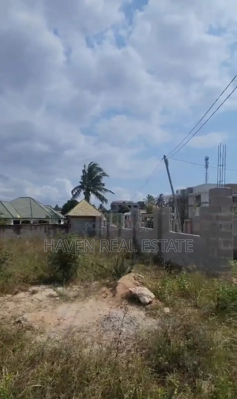 Plot Inauzwa Madale Kwa Kawawa