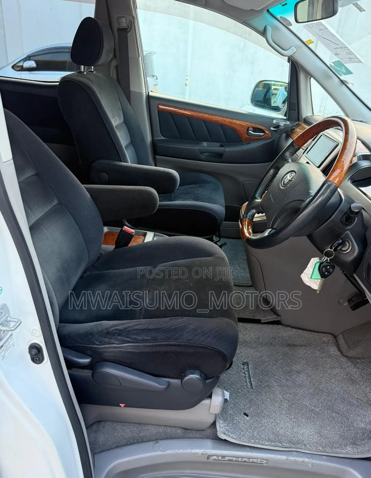Toyota Alphard 2006 Off white