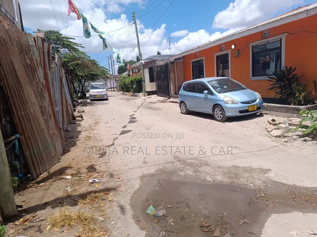 7bdrm House in Kinondoni for sale