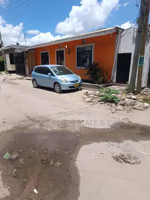 7bdrm House in Kinondoni for sale