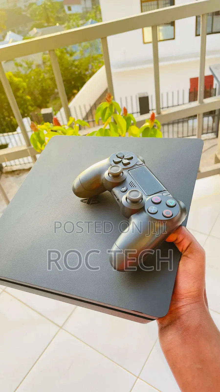 Playstation 4 Slim Cheaped 5 Games