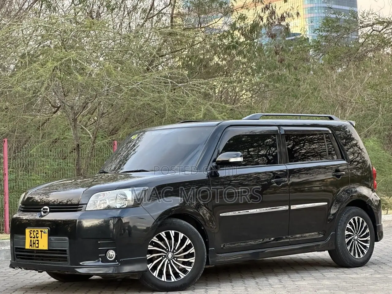 Toyota Corolla Rumion 2010 Black