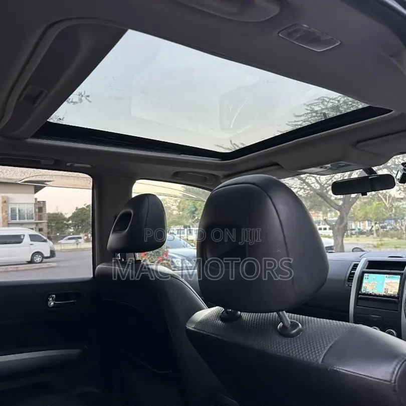 Nissan X-Trail 2010 Black