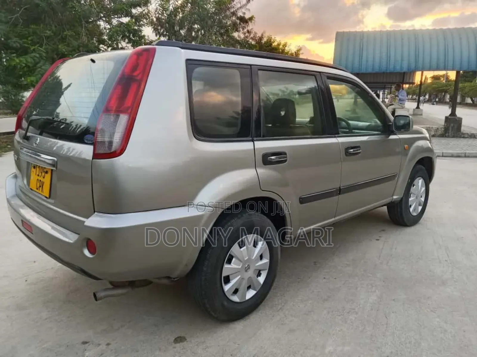 Nissan X-Trail 2005 Gold