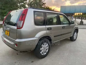 Nissan X-Trail 2005 Gold