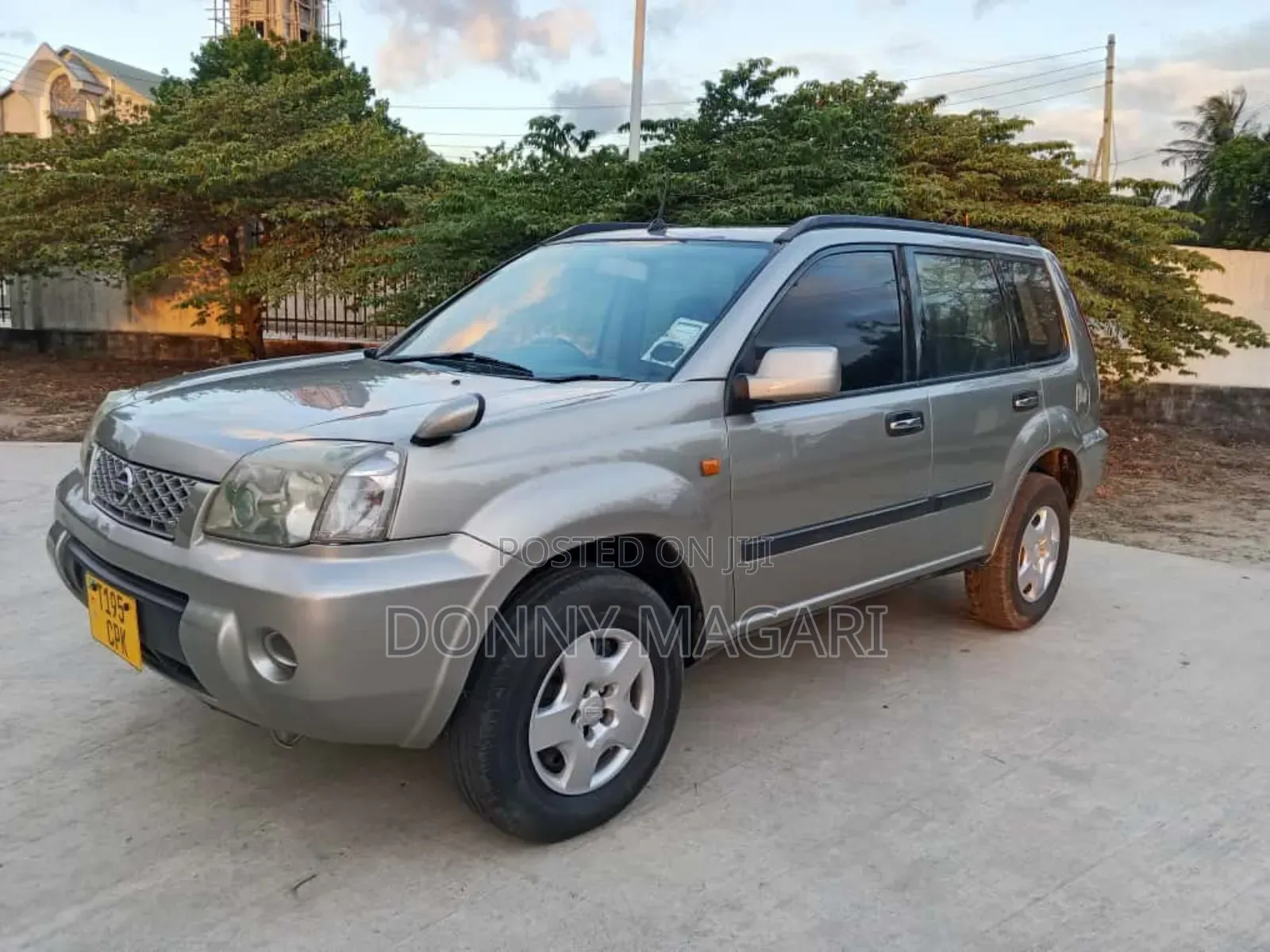 Nissan X-Trail 2005 Gold