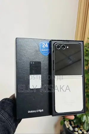 New Samsung Galaxy Z Flip 5 256 GB Black