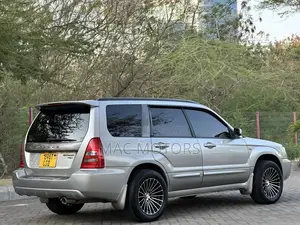Subaru Forester 2004 Silver