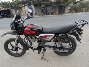 Bajaj Boxer X125 2024 Black