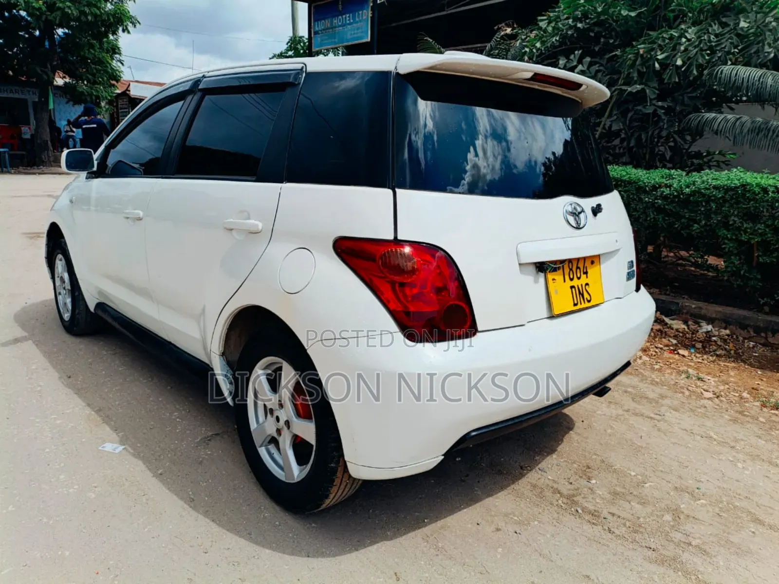 Toyota IST 2003 White