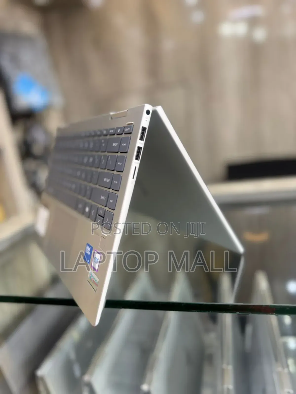 New Laptop HP Envy 14 8GB Intel Core I5 SSD 512GB