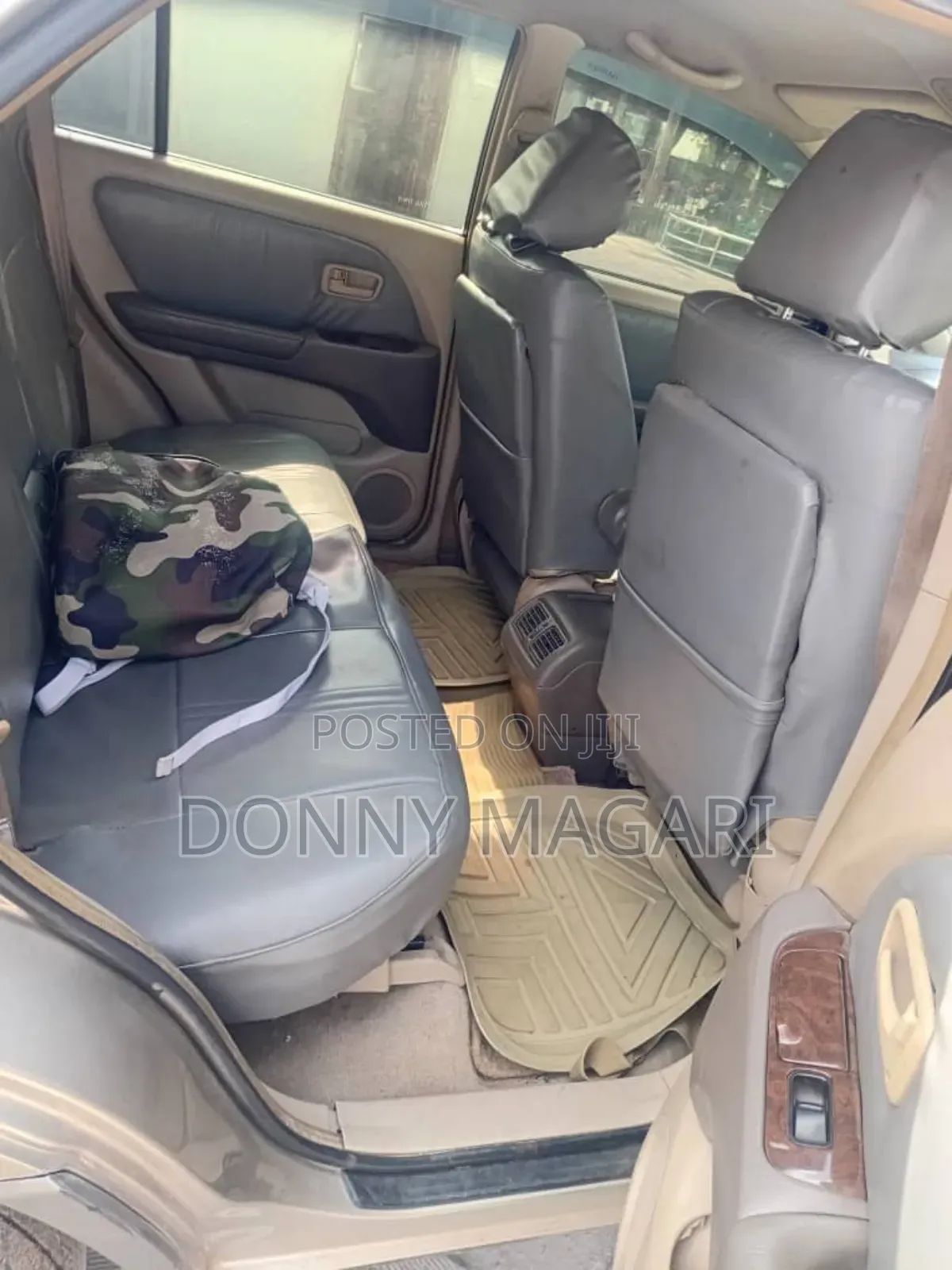 Toyota Harrier 2003 Gold